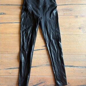 SPANX Black Leggings - Large Petite
